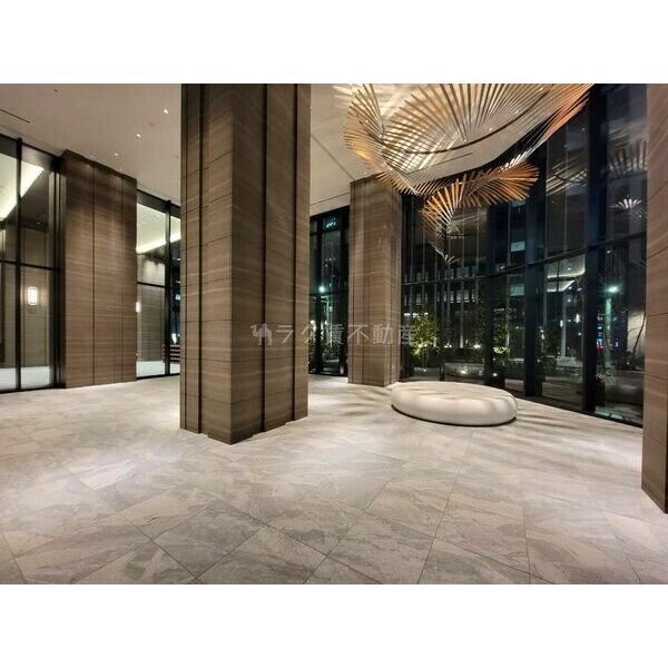 ブランズタワー大阪本町の外観4枚目