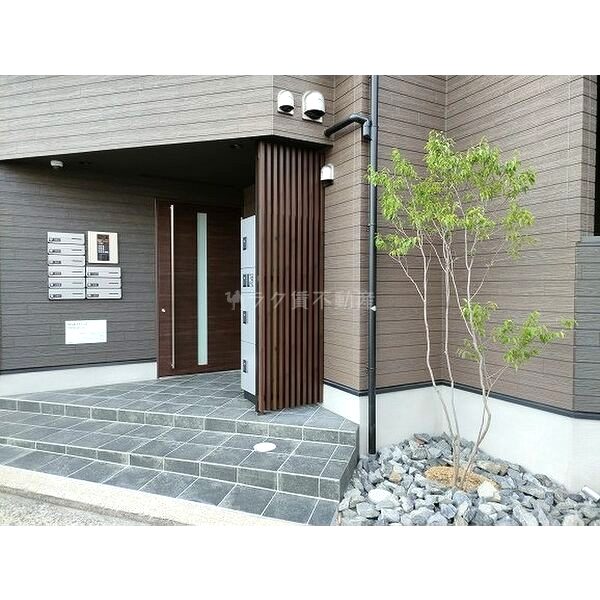 REGALEST CBの外観2枚目