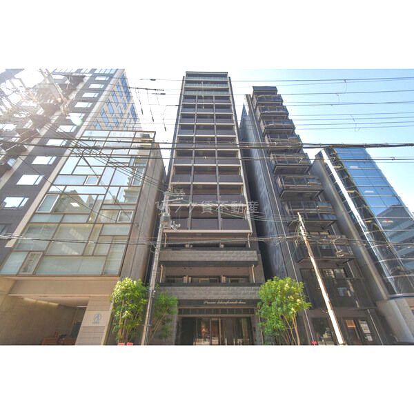 プレサンス堺筋本町駅前