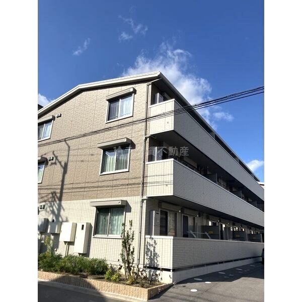 グランソレイユ西院