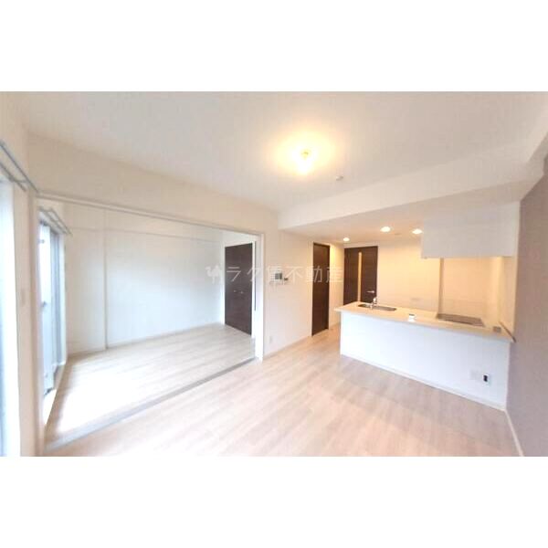 LANI TOYONAKAの室内写真7枚目