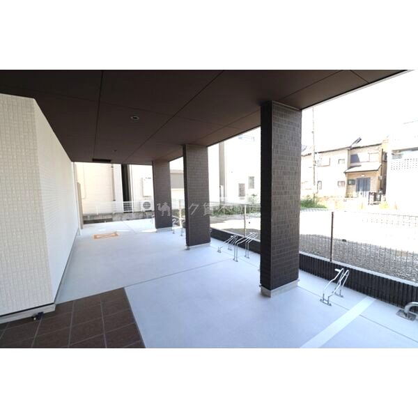 ワコーレヴィータ江坂EASTの外観4枚目