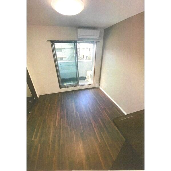 ワコーレヴィータ江坂EASTの室内写真3枚目