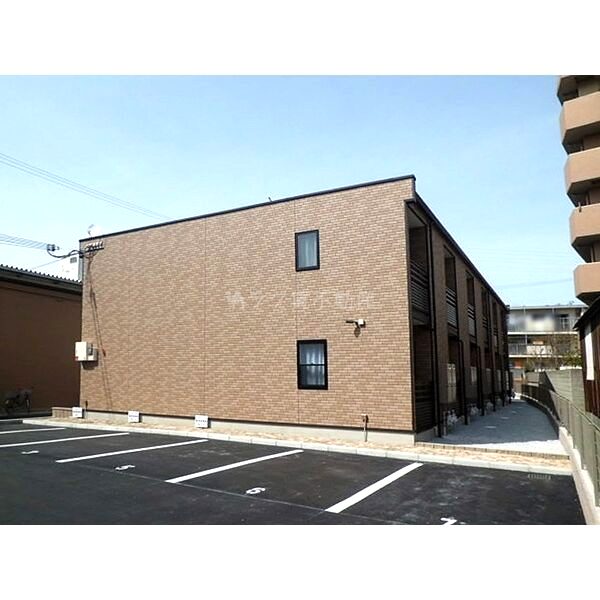 レオネクストパインルージュ立石