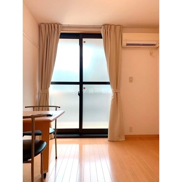 レオパレス甲子園高潮町Iの室内写真5枚目