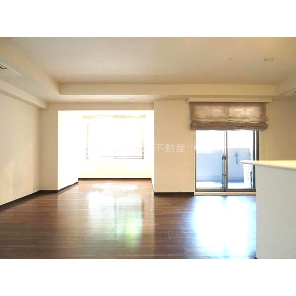 ジオグランデ夙川相生町の室内写真4枚目