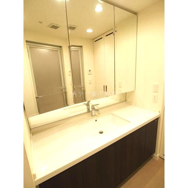 ジオグランデ夙川相生町の室内写真9枚目