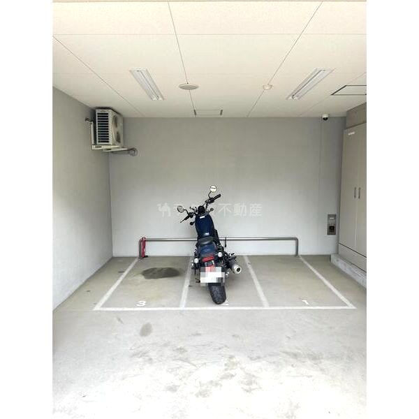 S-RESIDENCE江坂の外観3枚目