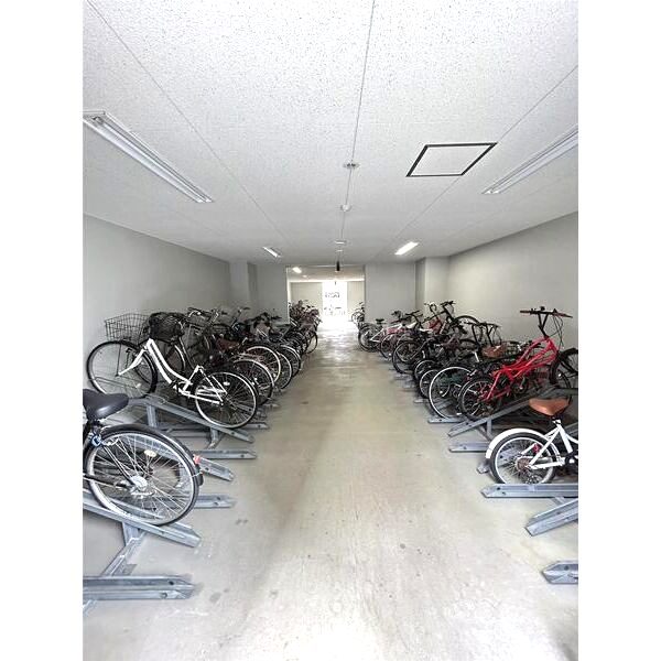 S-RESIDENCE江坂の外観4枚目