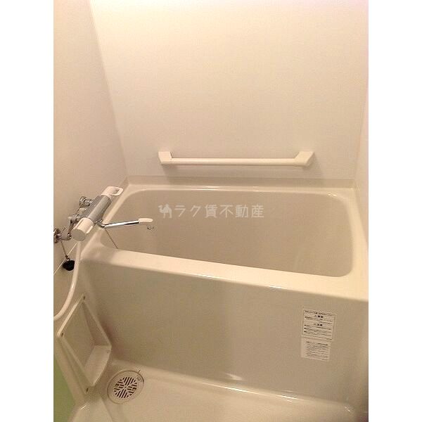 ミランダルシェリアIIの室内写真5枚目