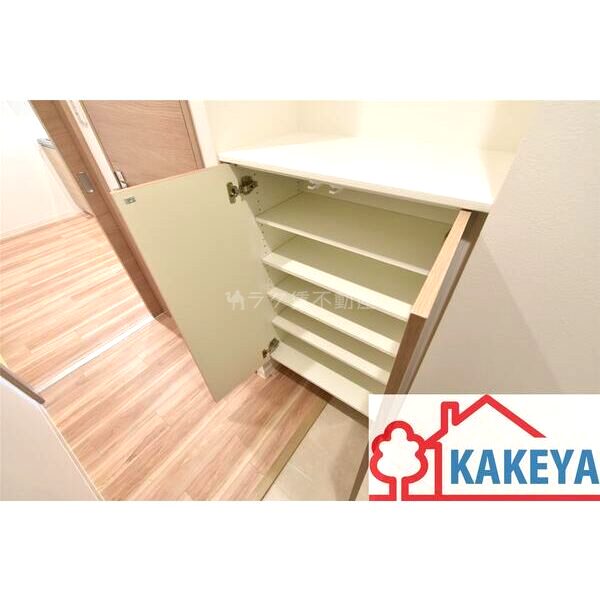 カミオン舟木の室内写真9枚目