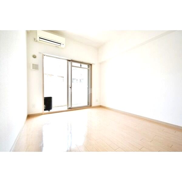 アーデン千里中央の室内写真8枚目