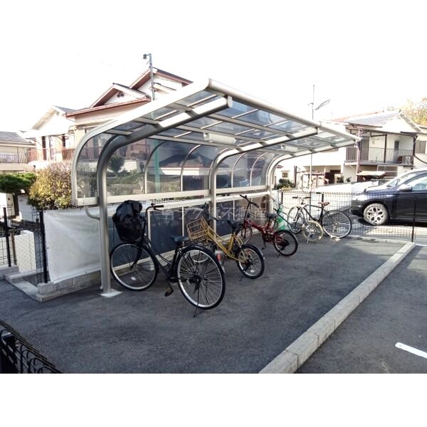 シャトー東豊中の外観3枚目