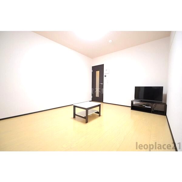 クレイノ上野西暁美の室内写真8枚目