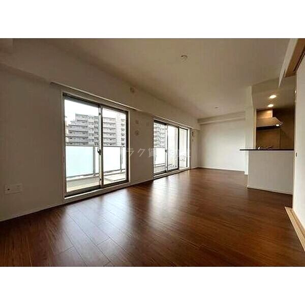 ライオンズ南千里佐竹台グランハート スカイヴィラの室内写真1枚目