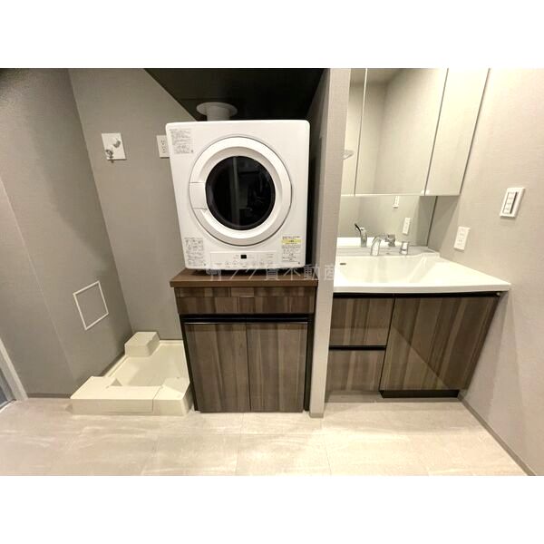 レーベン長岡天神CRESISTの室内写真4枚目