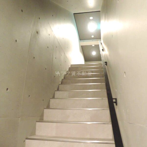 リーガランド南塚口の外観9枚目