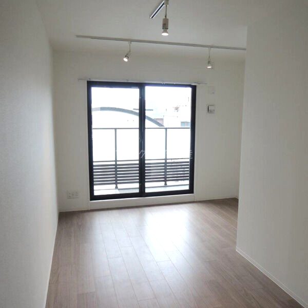 リーガランド南塚口の室内写真1枚目