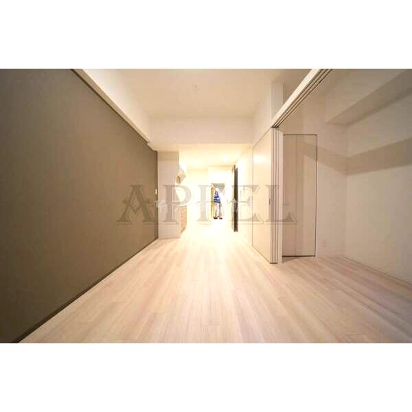 アプリーレ西本町の室内写真2枚目