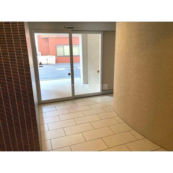 アーバンカーサ難波IIIの外観4枚目