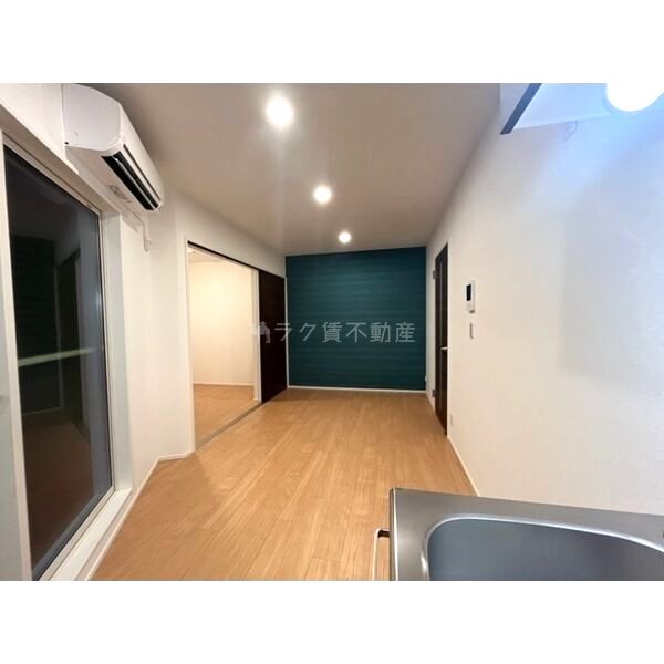 MOVE TSUKAMOTOの室内写真1枚目