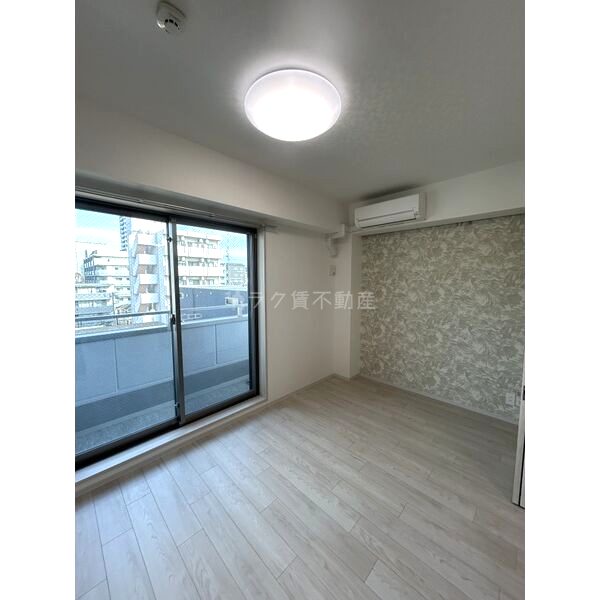 NISHINOMIYA・FRONTの室内写真9枚目