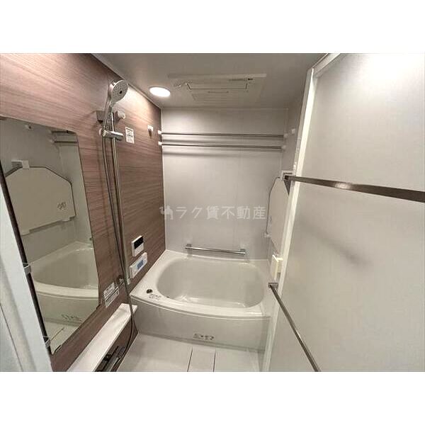 ジオタワー宝塚グランレジスThe South411の室内写真3枚目