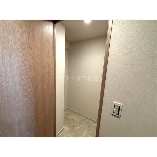 ジオタワー宝塚グランレジスThe South411の室内写真9枚目