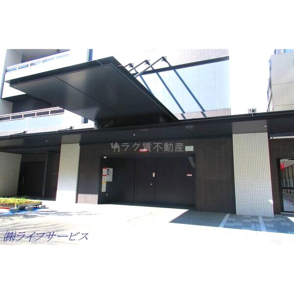 ローレルタワー心斎橋の外観2枚目