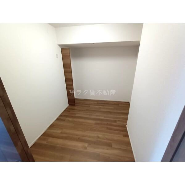 ローレルタワー心斎橋の室内写真3枚目