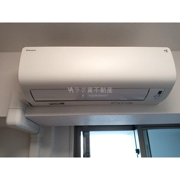 ローレルタワー心斎橋の室内写真8枚目