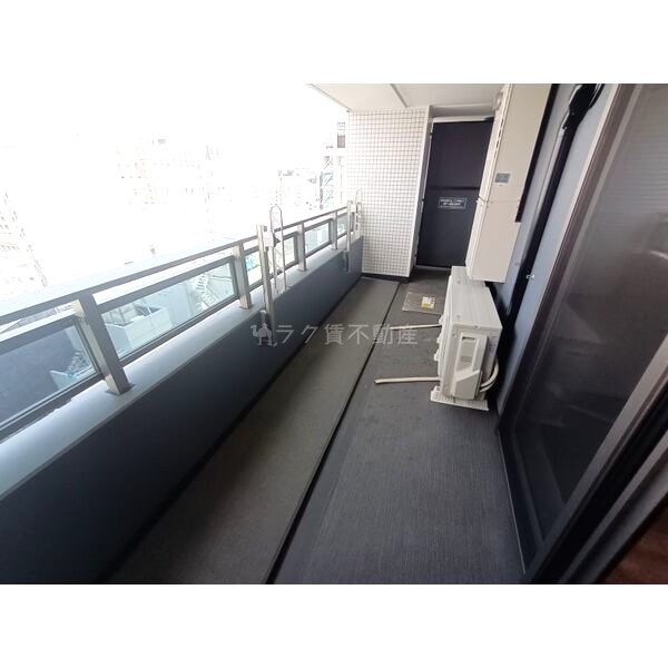 ローレルタワー心斎橋の室内写真9枚目