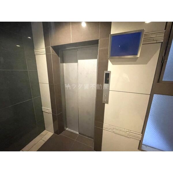 トモ南堀江の外観8枚目