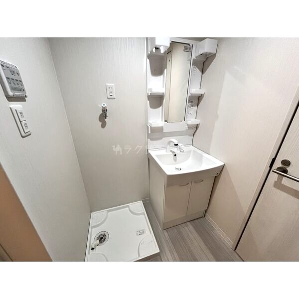 ACT江坂の外観7枚目