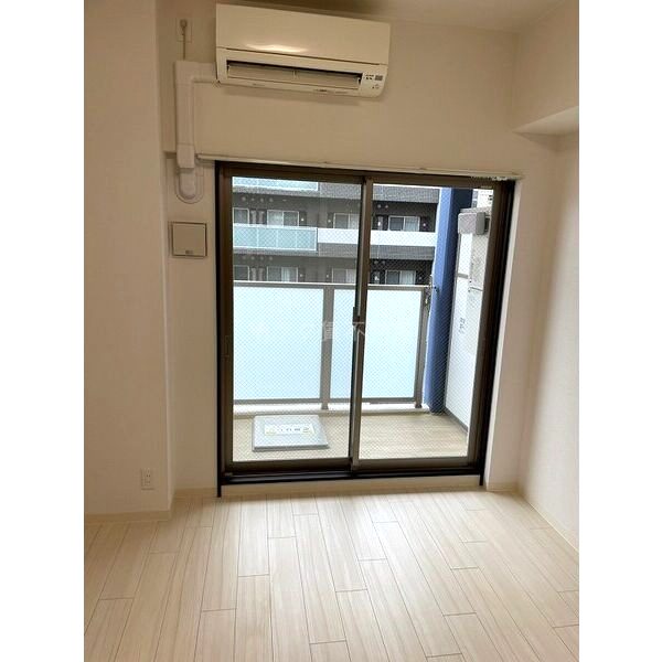 ジアコスモ谷町四丁目の室内写真1枚目