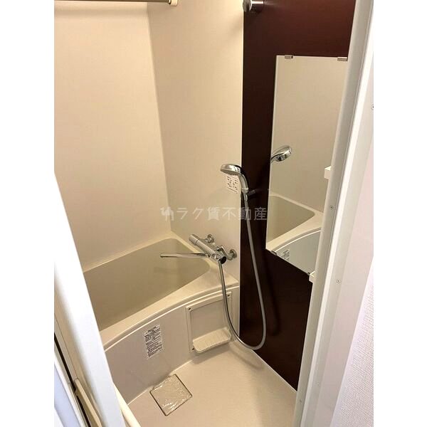 ジアコスモ谷町四丁目の室内写真4枚目