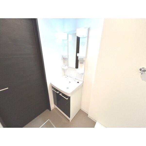 ジーメゾン泉が丘アクアの室内写真8枚目