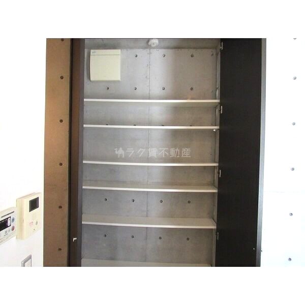 LOIS GRAND靭公園の室内写真9枚目