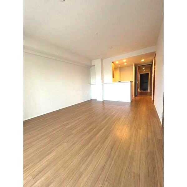 プラウド枚方の室内写真4枚目