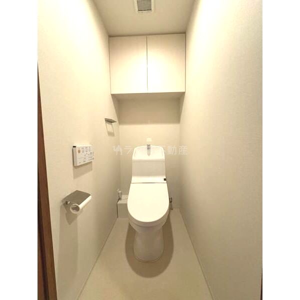 プラウド枚方の室内写真8枚目