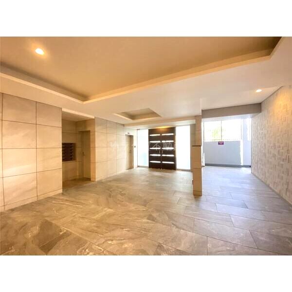 パレ・ロワイヤル田寺東ウエストコート102の外観2枚目