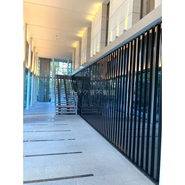 クレヴィアタワー中之島の外観2枚目