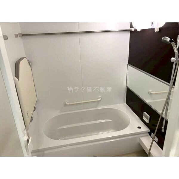 クレヴィアタワー中之島の室内写真2枚目