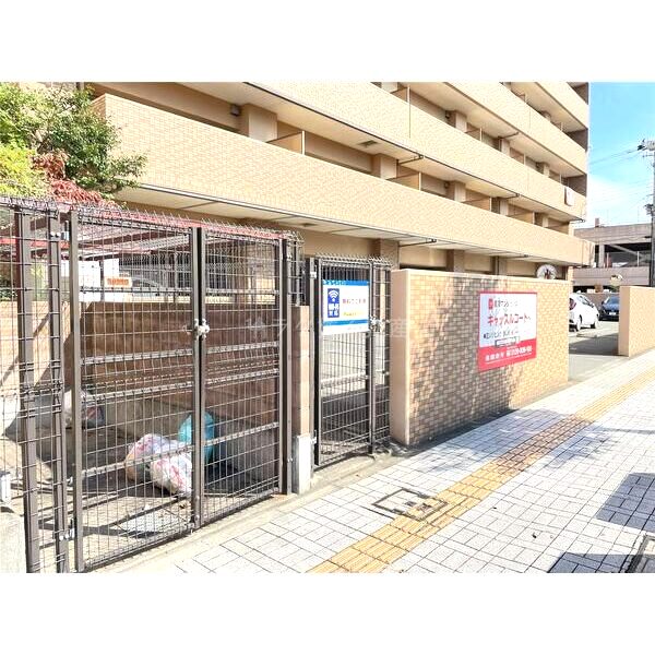 キャッスルコート東雲の外観7枚目