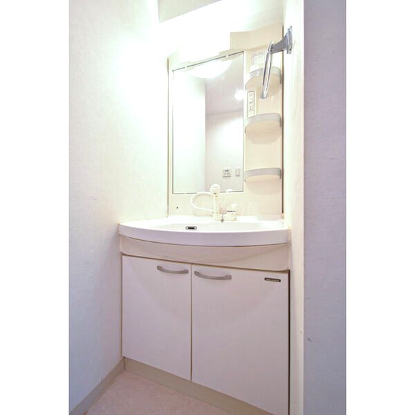CASSIA福島駅前の室内写真20枚目