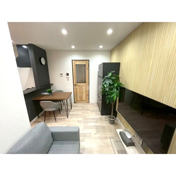 Mew Style Apartmentsの室内写真1枚目