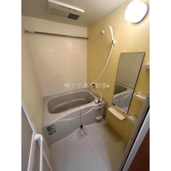 紫蘭の室内写真4枚目