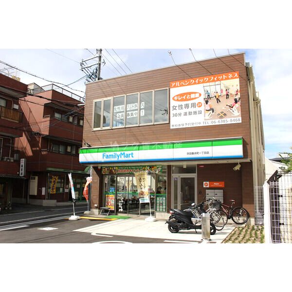 ライブガーデン江坂の外観2枚目