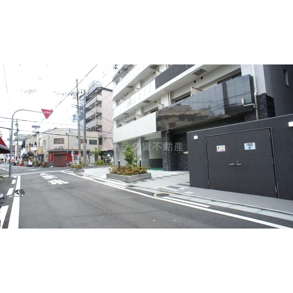 パラゴン布施駅前の外観2枚目