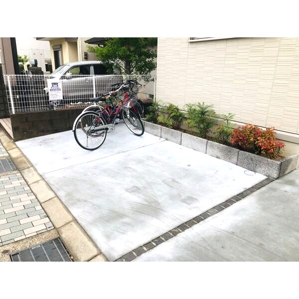ベレッツァ甲南山手の外観2枚目